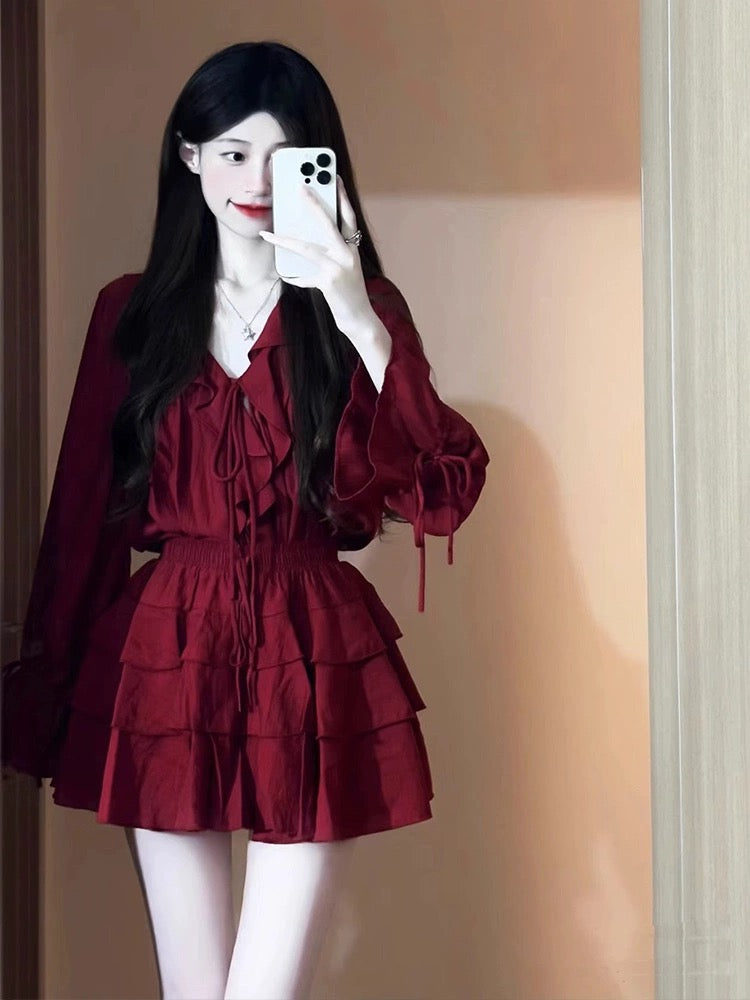 High-end early autumn fashion suit, unique and stunning ruffled V-neck tie, two-piece top and skirt set