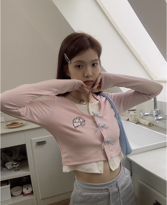 Embroidered Bow Fake Two-piece Yellow Pink Long-sleeved T-shirt