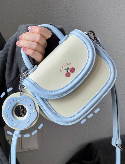 new bag cute junior high school student saddle bag Japanese biscuit off-white portable shoulder Messenger bag female spring