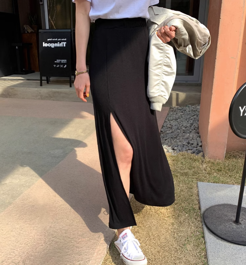 Summer dress with a complete set of fashionable black dress women 2023 design sense salt style wear two-piece suit skirt